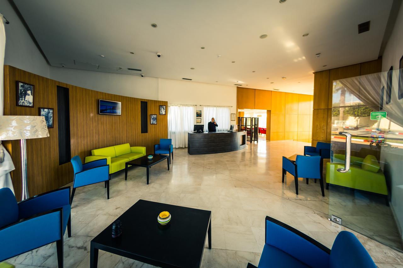 Suites Hotel Mohammed V By Accor 알호세이마 외부 사진