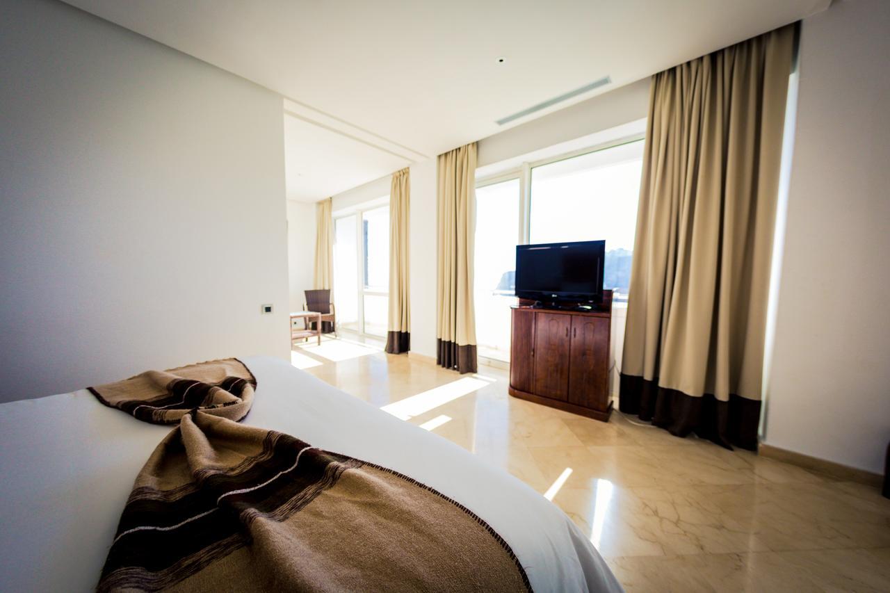 Suites Hotel Mohammed V By Accor 알호세이마 외부 사진