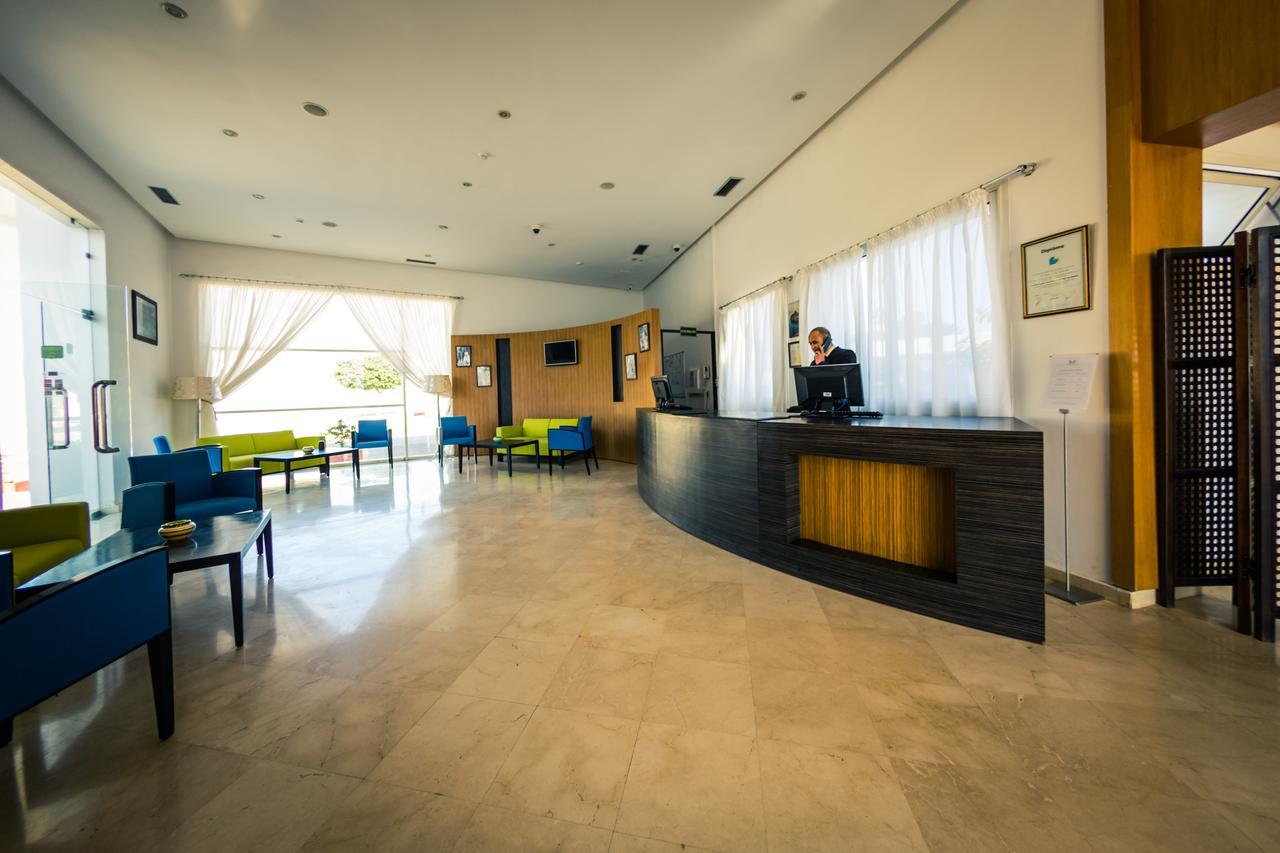 Suites Hotel Mohammed V By Accor 알호세이마 외부 사진