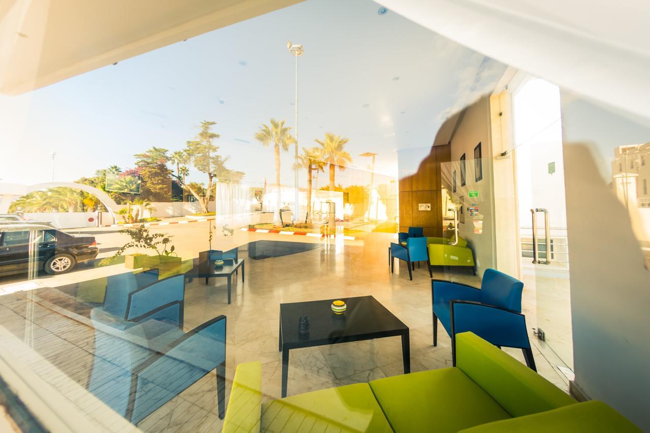 Suites Hotel Mohammed V By Accor 알호세이마 외부 사진