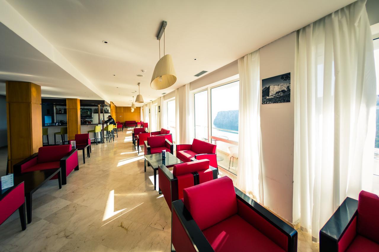 Suites Hotel Mohammed V By Accor 알호세이마 외부 사진