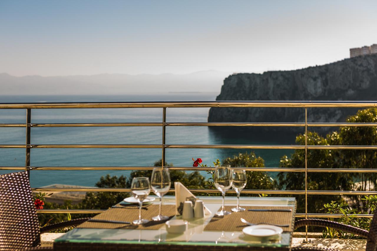 Suites Hotel Mohammed V By Accor 알호세이마 외부 사진