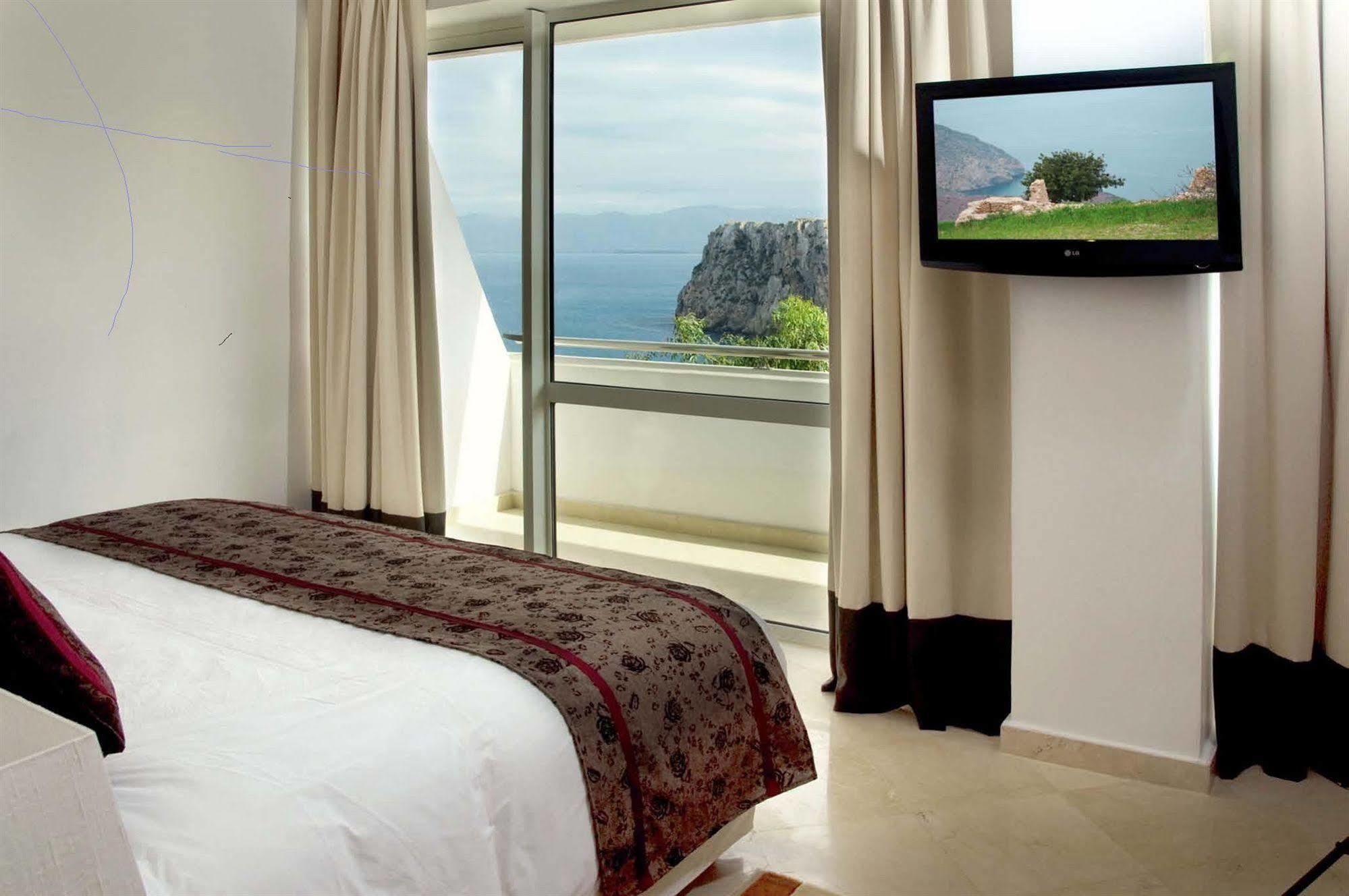 Suites Hotel Mohammed V By Accor 알호세이마 외부 사진