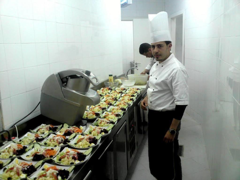 Suites Hotel Mohammed V By Accor 알호세이마 외부 사진