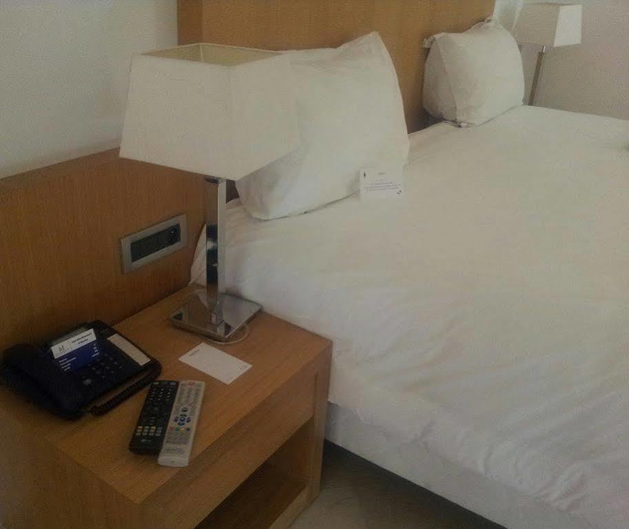 Suites Hotel Mohammed V By Accor 알호세이마 외부 사진